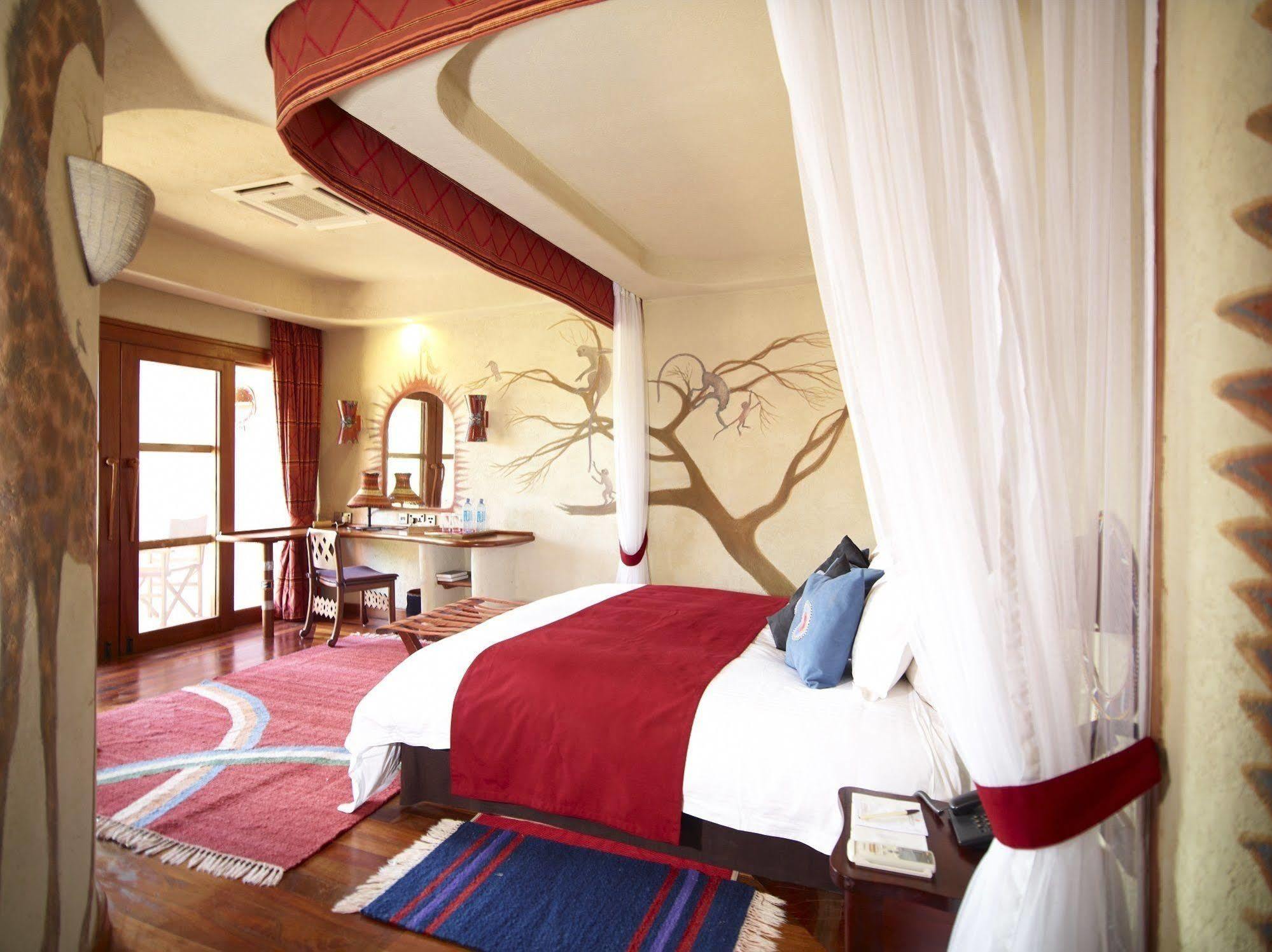 Amboseli Serena Safari Lodge Exterior photo