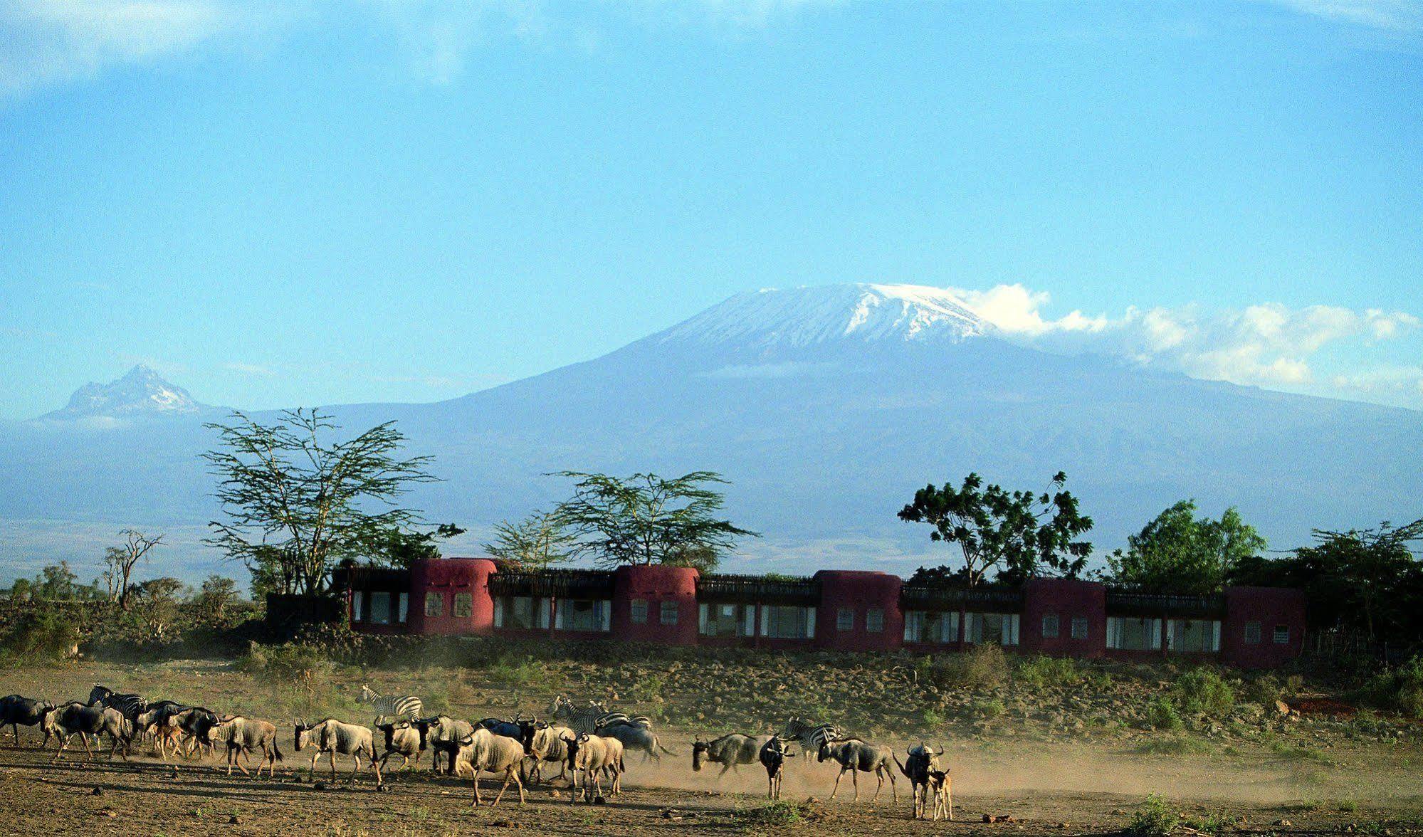 Amboseli Serena Safari Lodge Exterior photo