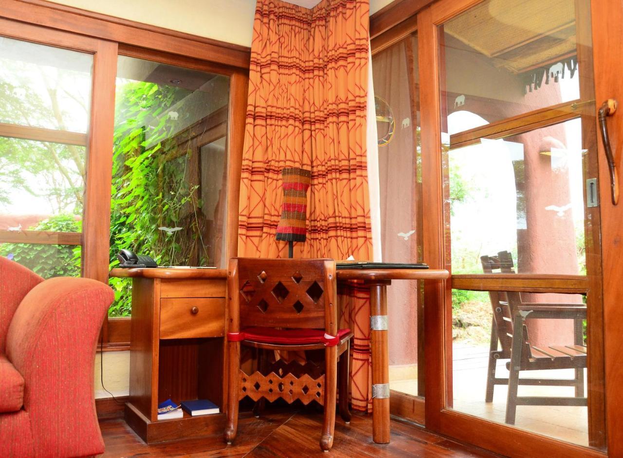 Amboseli Serena Safari Lodge Exterior photo