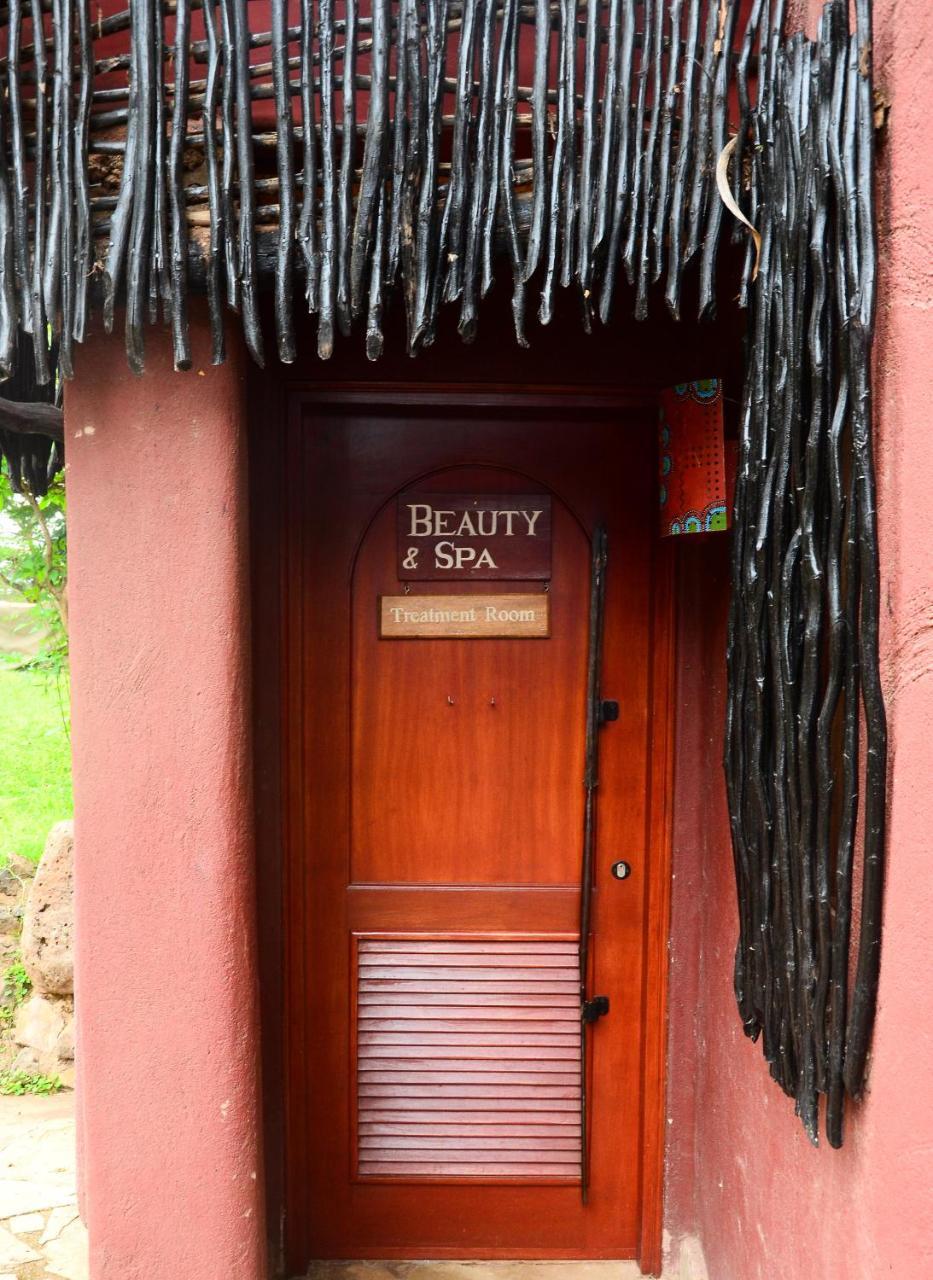 Amboseli Serena Safari Lodge Exterior photo